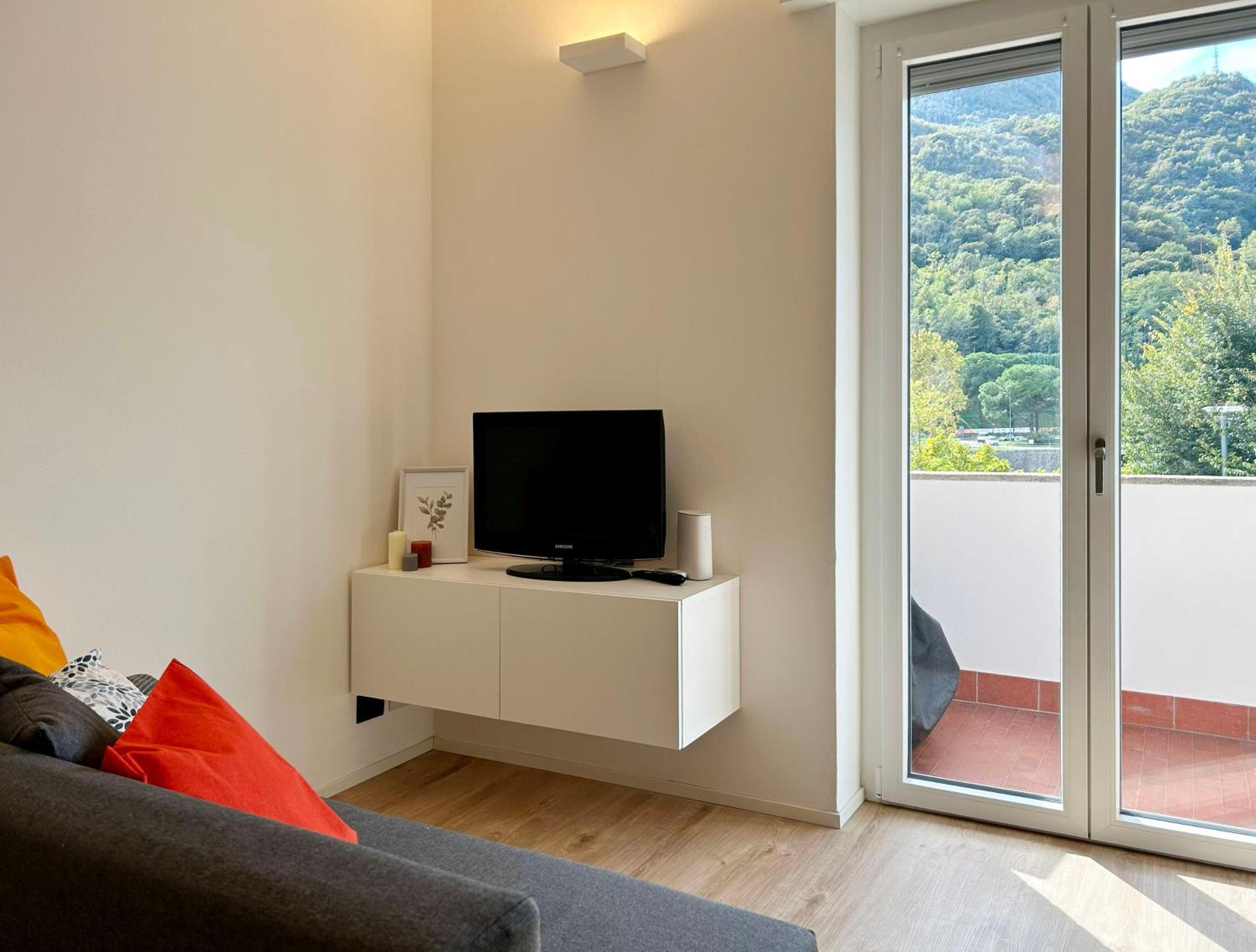 Lecco Lakefront Retreat מראה חיצוני תמונה