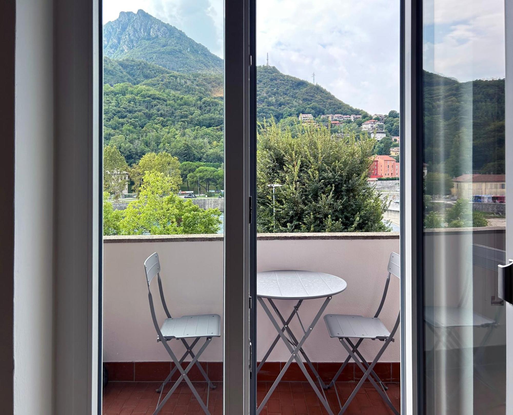 Lecco Lakefront Retreat מראה חיצוני תמונה